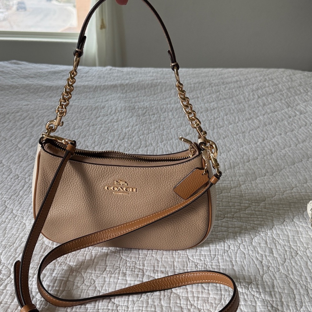 Coach Teri Beige Leather Shoulder/Crossbody Bag - Picture 7 of 7